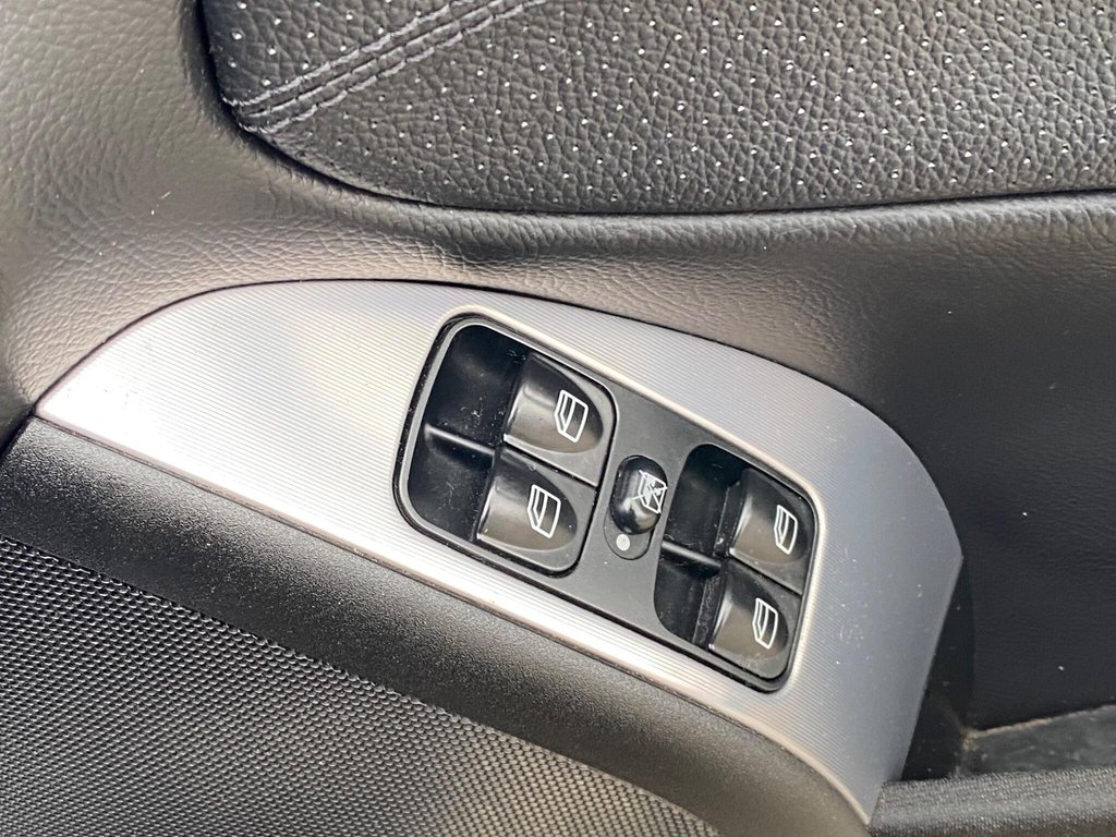 Used Mercedes-Benz C Class 2006 for sale - 77693071: Photo 43