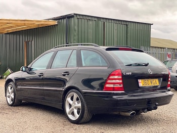 Used Mercedes-Benz C Class 2006 for sale - 77693071: Photo