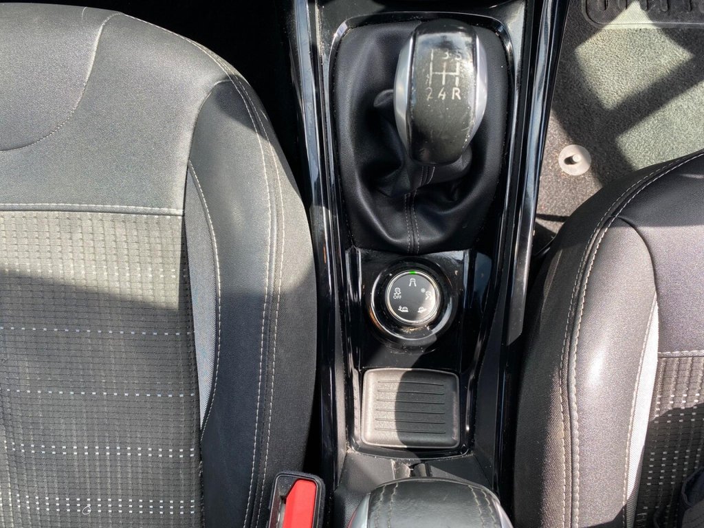 Used Peugeot 2008 2017 for sale - 76035101: Photo 39