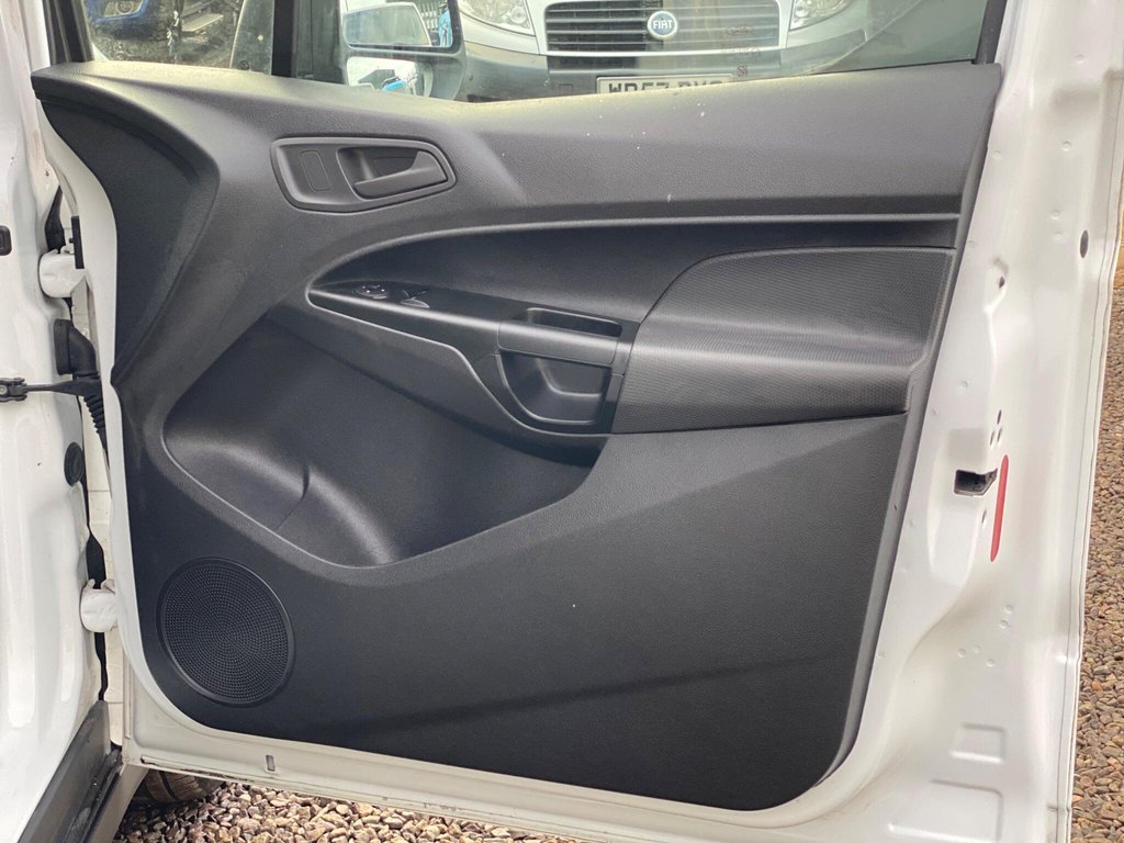 Used Ford Transit Connect 2017 for sale - 77072602: Photo 46