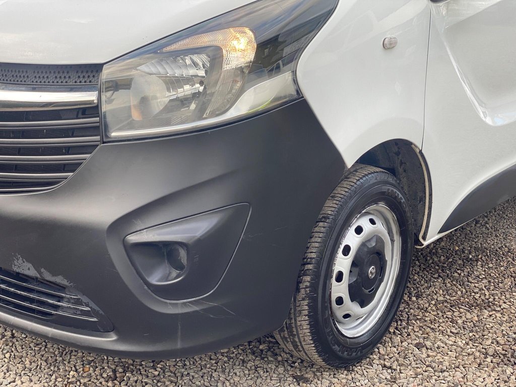 Used Vauxhall Vivaro 2016 for sale - 77642527: Photo 24