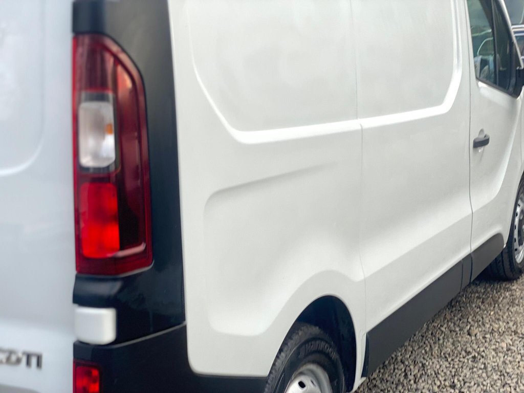 Used Vauxhall Vivaro 2016 for sale - 77642527: Photo 28