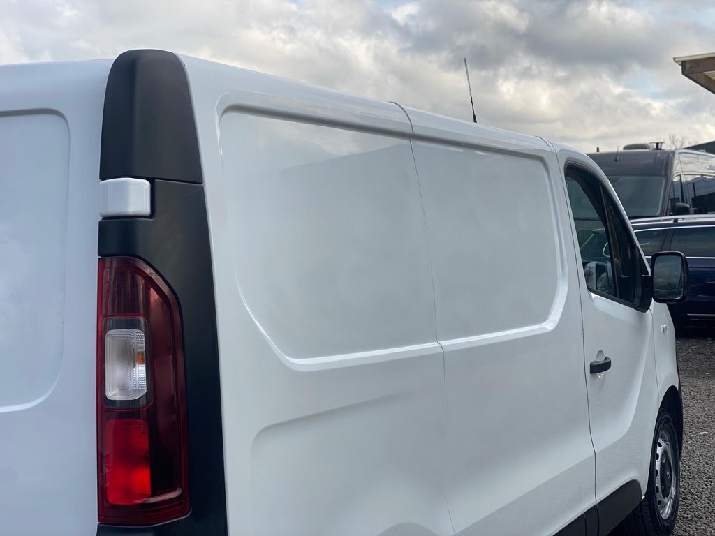 Used Vauxhall Vivaro 2016 for sale - 77642527: Photo 29