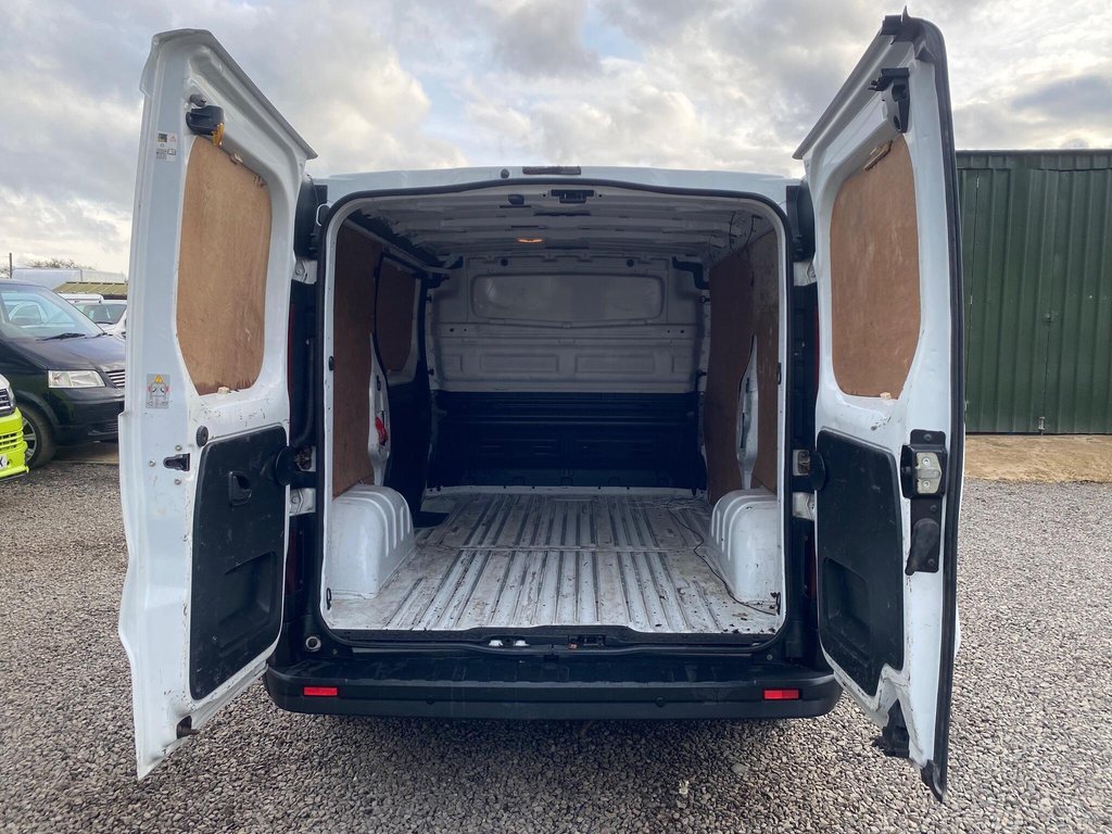 Used Vauxhall Vivaro 2016 for sale - 77642527: Photo 43