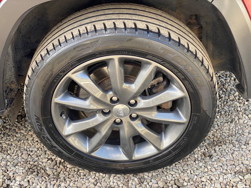 Used Jeep Cherokee 2015 for sale - 76372562: Photo 17