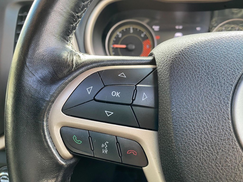 Used Jeep Cherokee 2015 for sale - 76372562: Photo 41