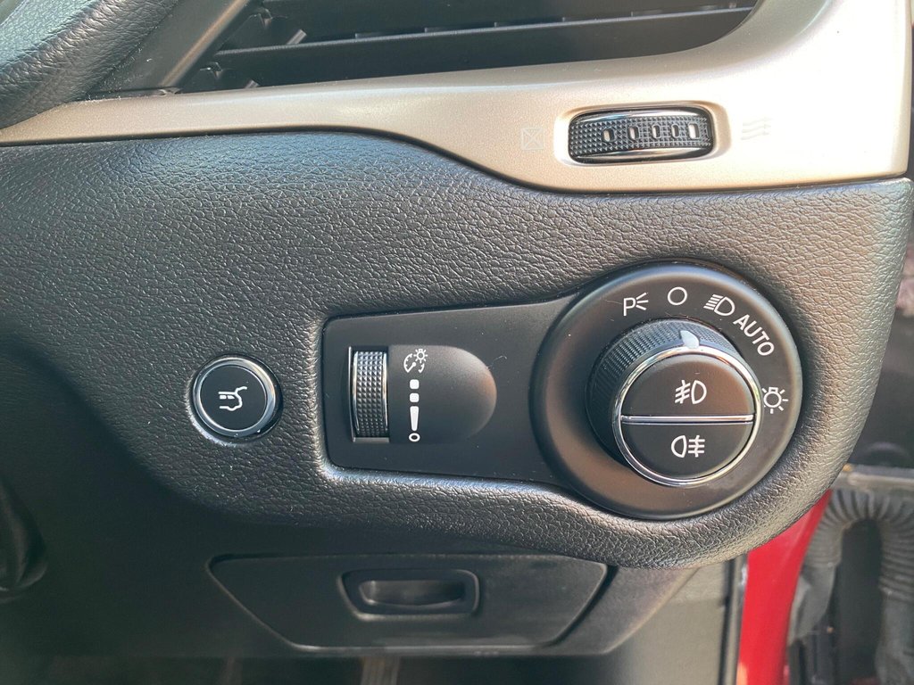 Used Jeep Cherokee 2015 for sale - 76372562: Photo 45