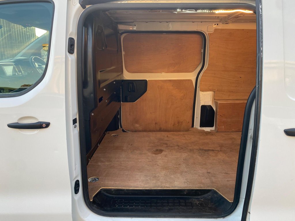 Used Peugeot Expert 2018 for sale - 77394529: Photo 17