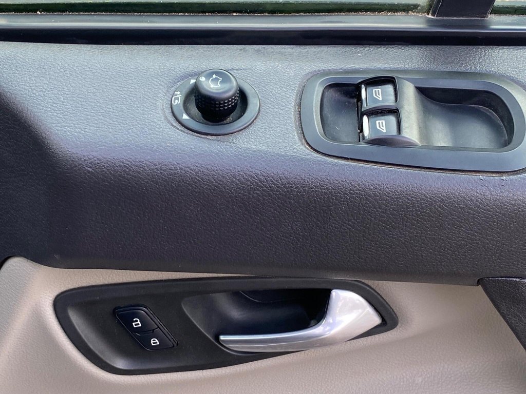 Used Ford Transit Custom 2014 for sale - 77205362: Photo 46