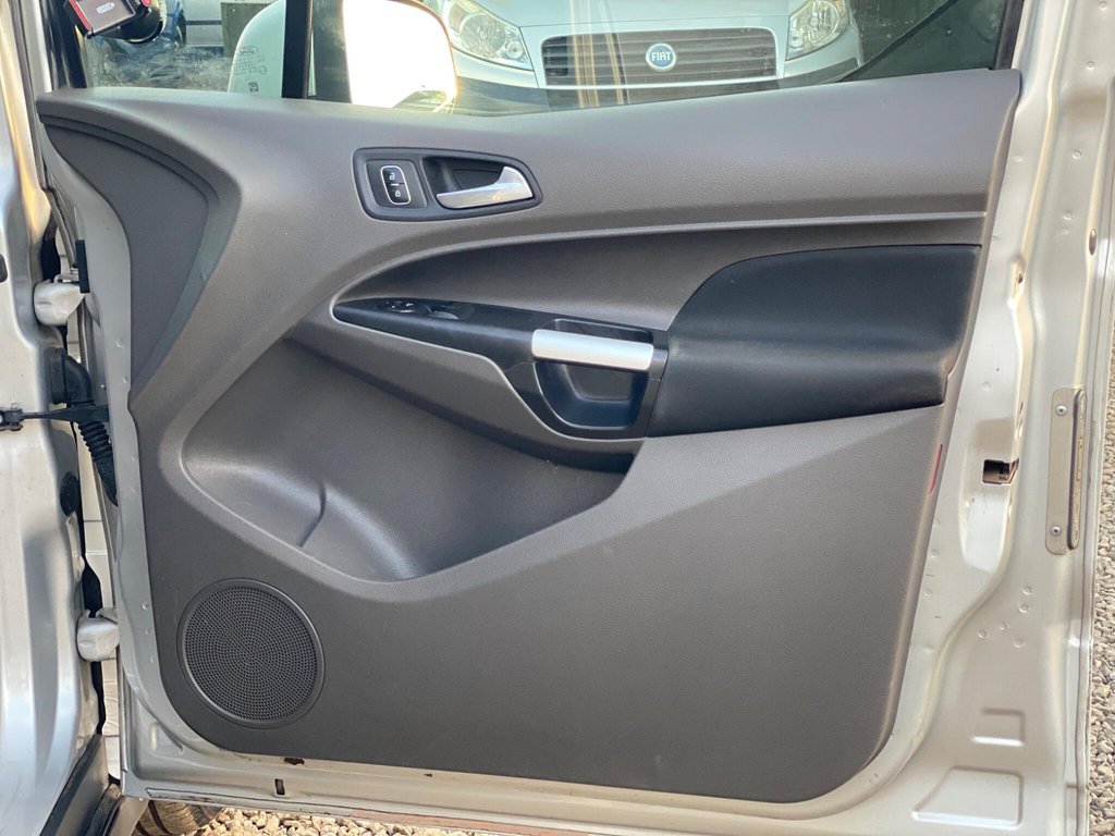 Used Ford Transit Connect 2019 for sale - 76642703: Photo 36