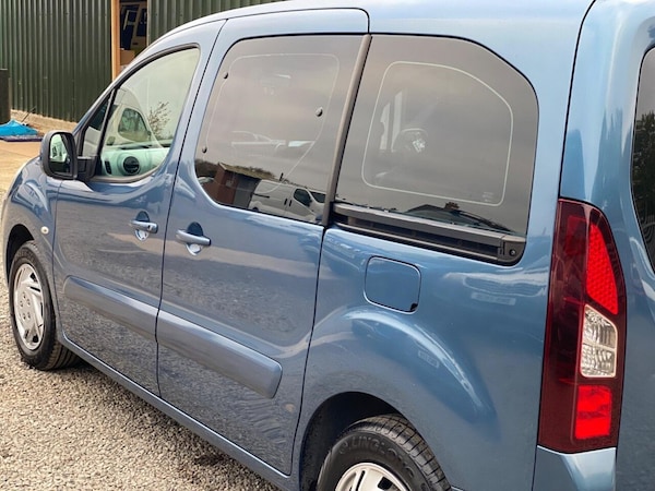 Used Citroen Berlingo 2013 for sale - 76248516: Photo 4