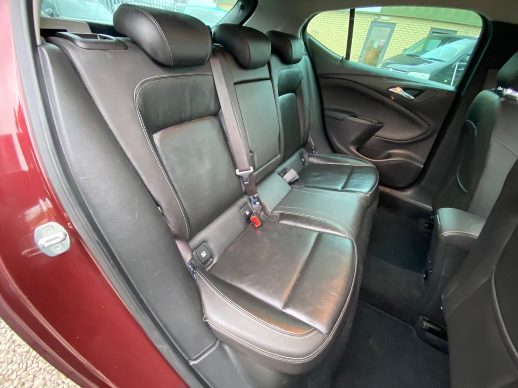 Used Vauxhall Astra 2018 for sale - 77697964: Photo 13