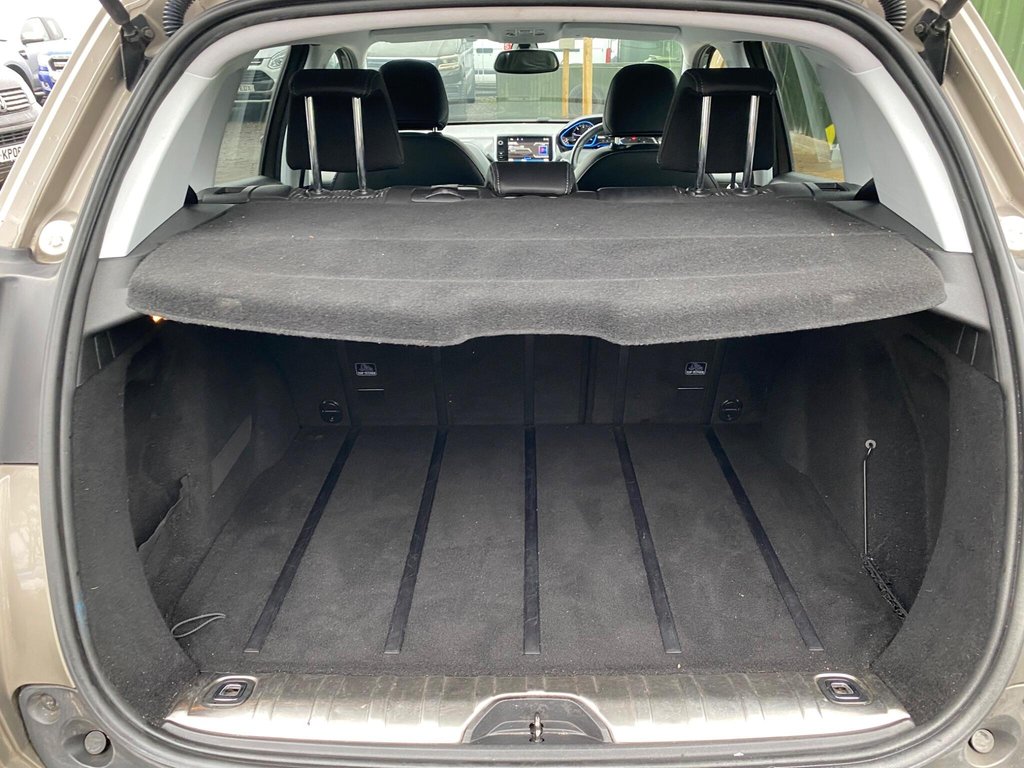 Used Peugeot 2008 2014 for sale - 77546900: Photo 13