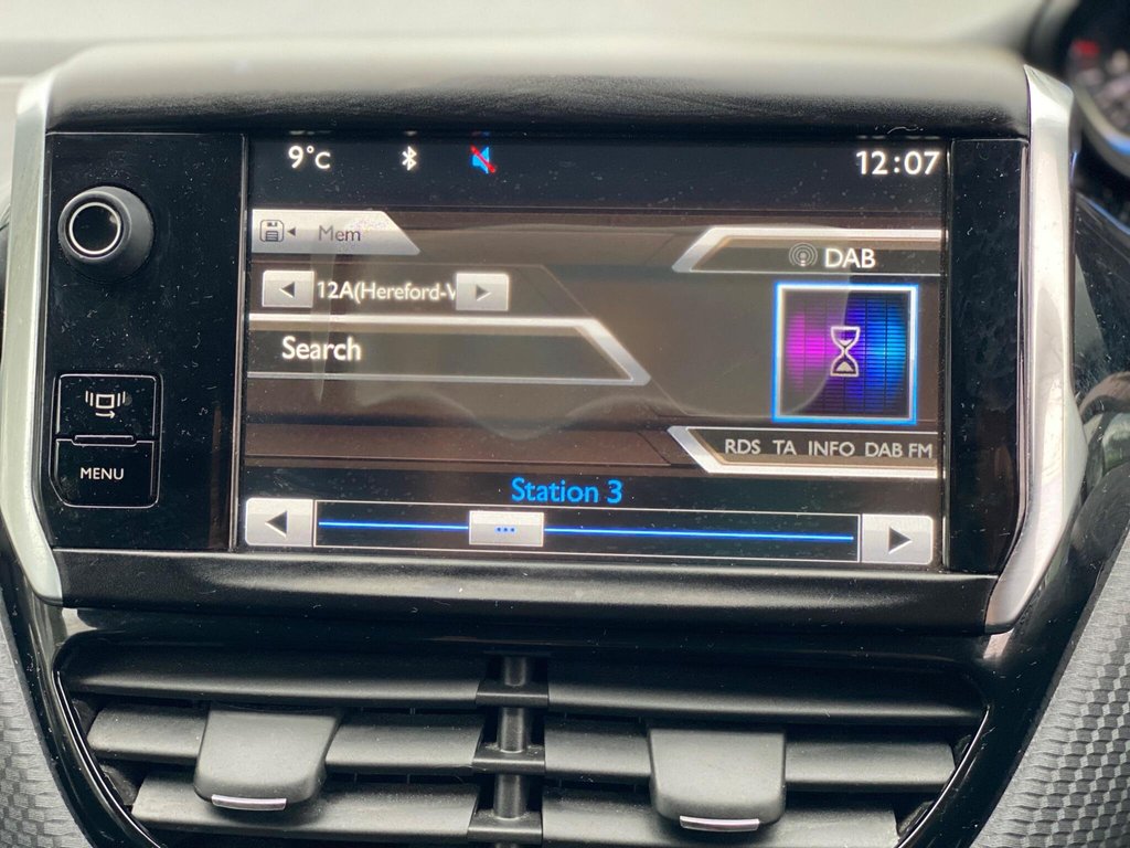 Used Peugeot 2008 2014 for sale - 77546900: Photo 32