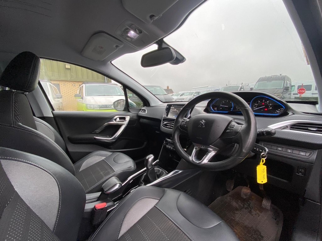 Used Peugeot 2008 2014 for sale - 77546900: Photo 6