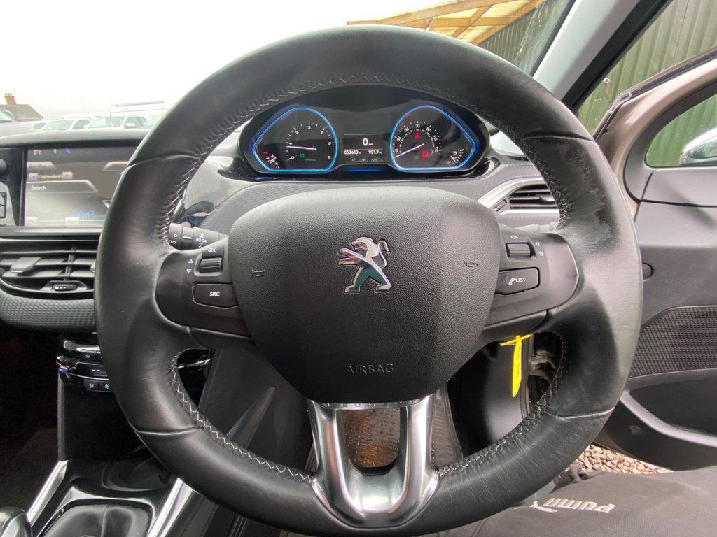 Used Peugeot 2008 2014 for sale - 77546900: Photo 9