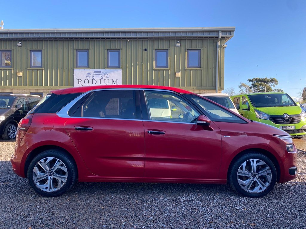 Used Citroen C4 Picasso 2014 for sale - 76670610: Photo 23
