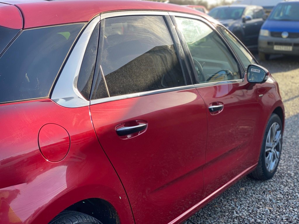 Used Citroen C4 Picasso 2014 for sale - 76670610: Photo 32
