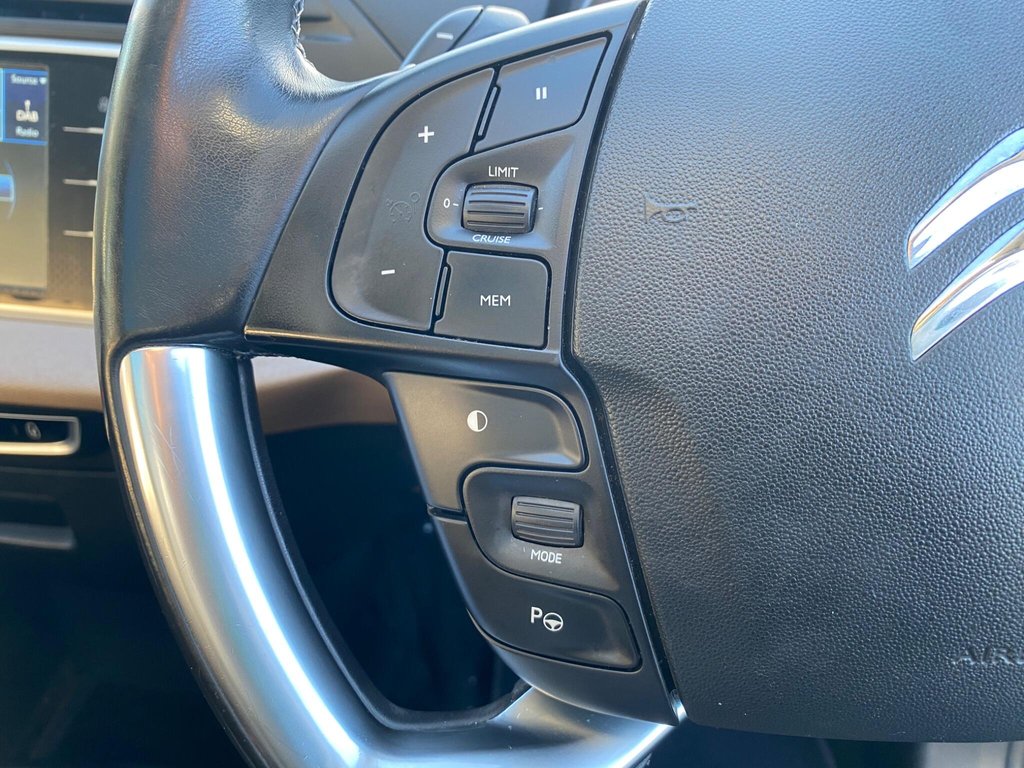 Used Citroen C4 Picasso 2014 for sale - 76670610: Photo 38