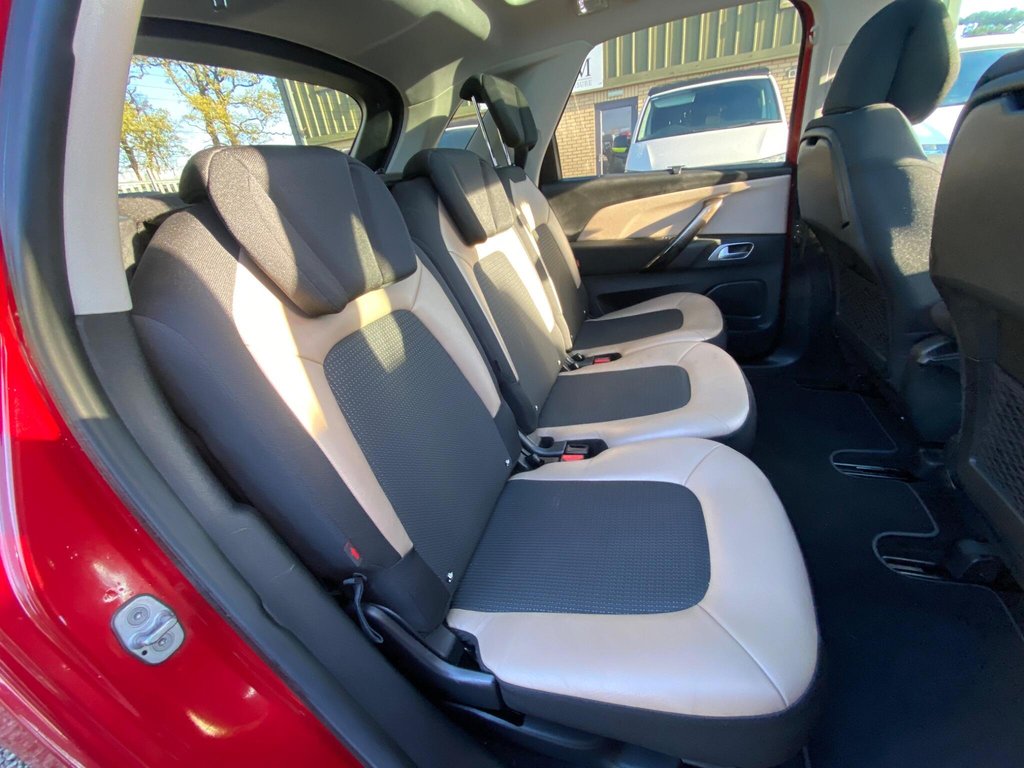 Used Citroen C4 Picasso 2014 for sale - 76670610: Photo 47