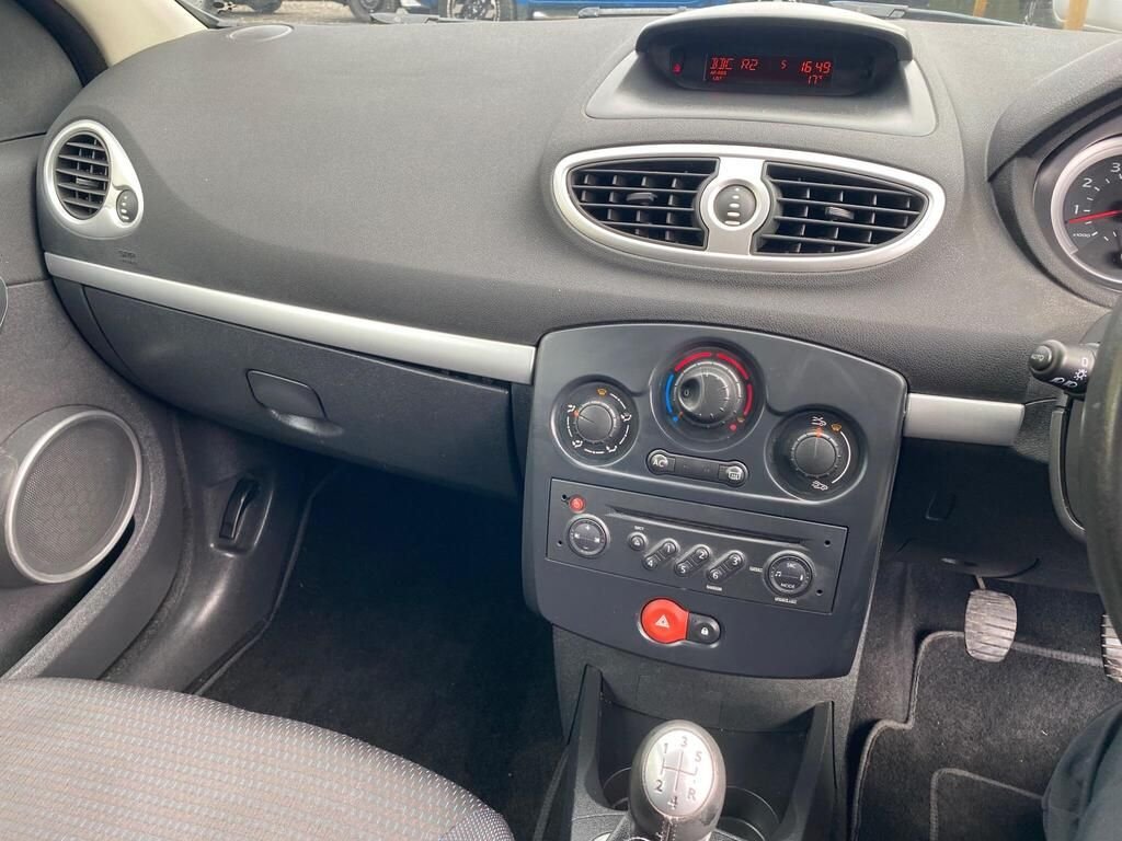 Vehicle 33