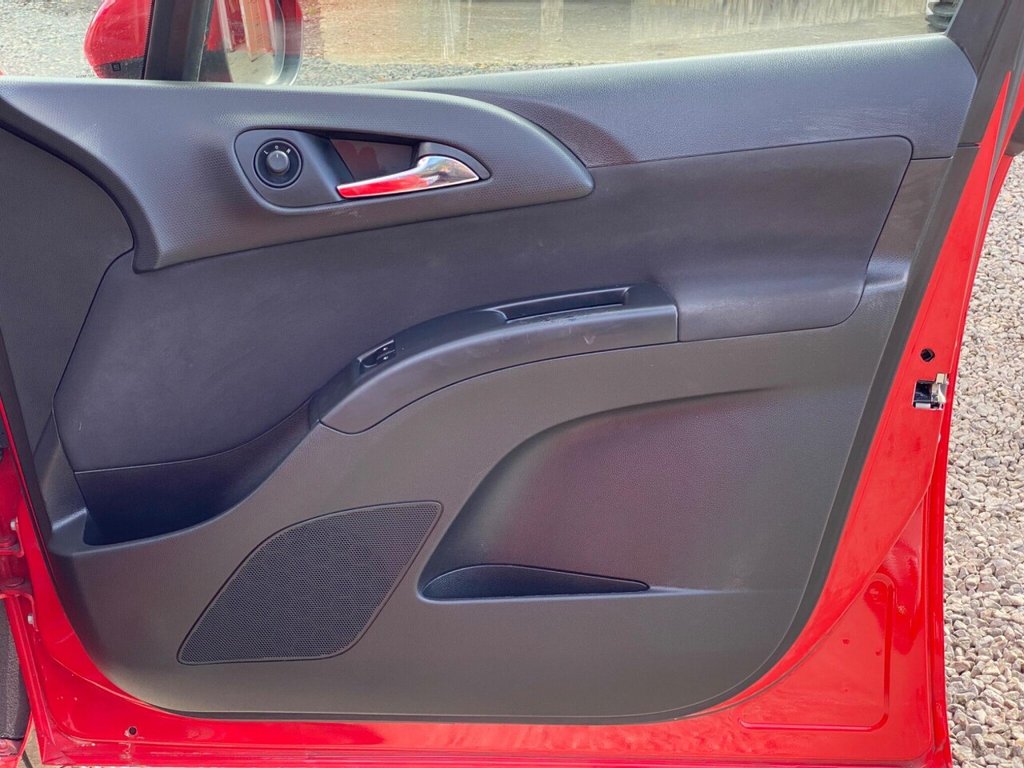 Used Vauxhall Meriva 2014 for sale - 76035140: Photo 41