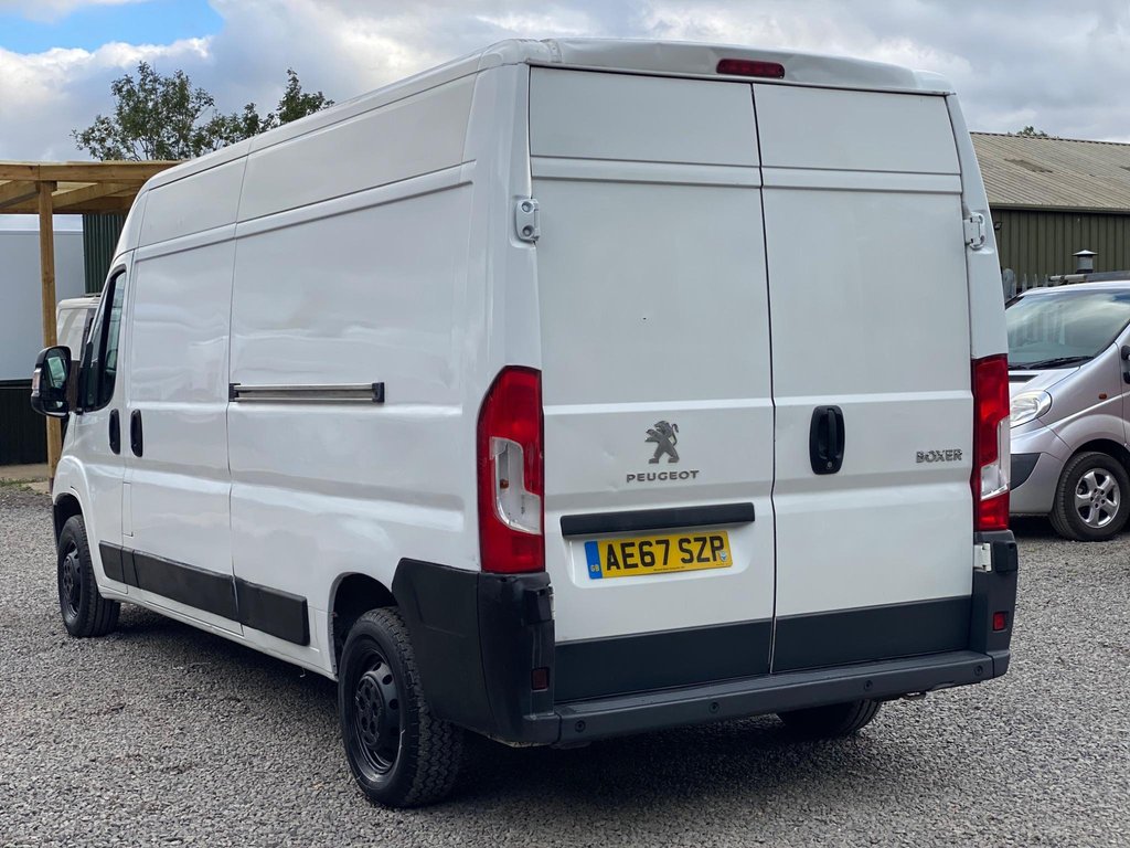 Used Peugeot Boxer 2017 for sale - 76210432: Photo 4