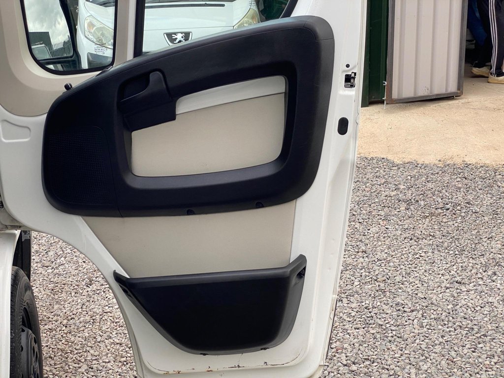 Used Peugeot Boxer 2017 for sale - 76210432: Photo 43