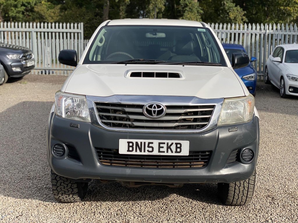 Used Toyota Hilux 2015 for sale - 76035137: Photo 11