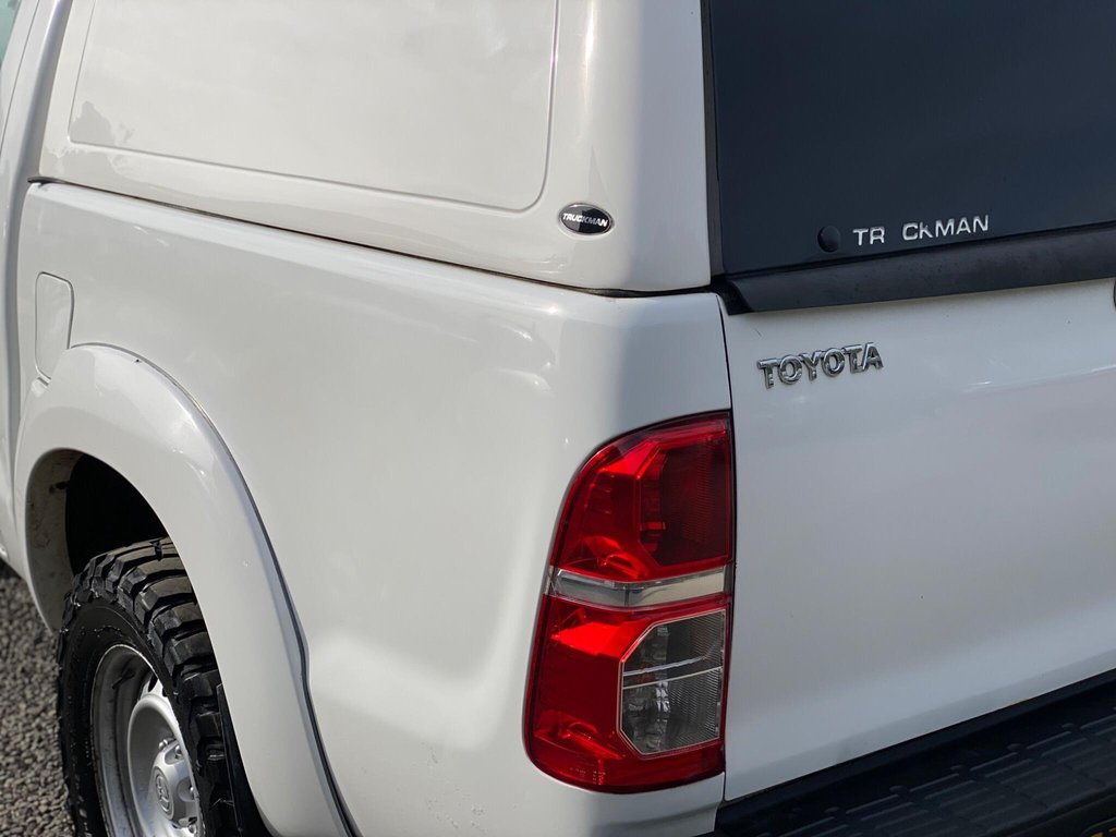 Used Toyota Hilux 2015 for sale - 76035137: Photo 18