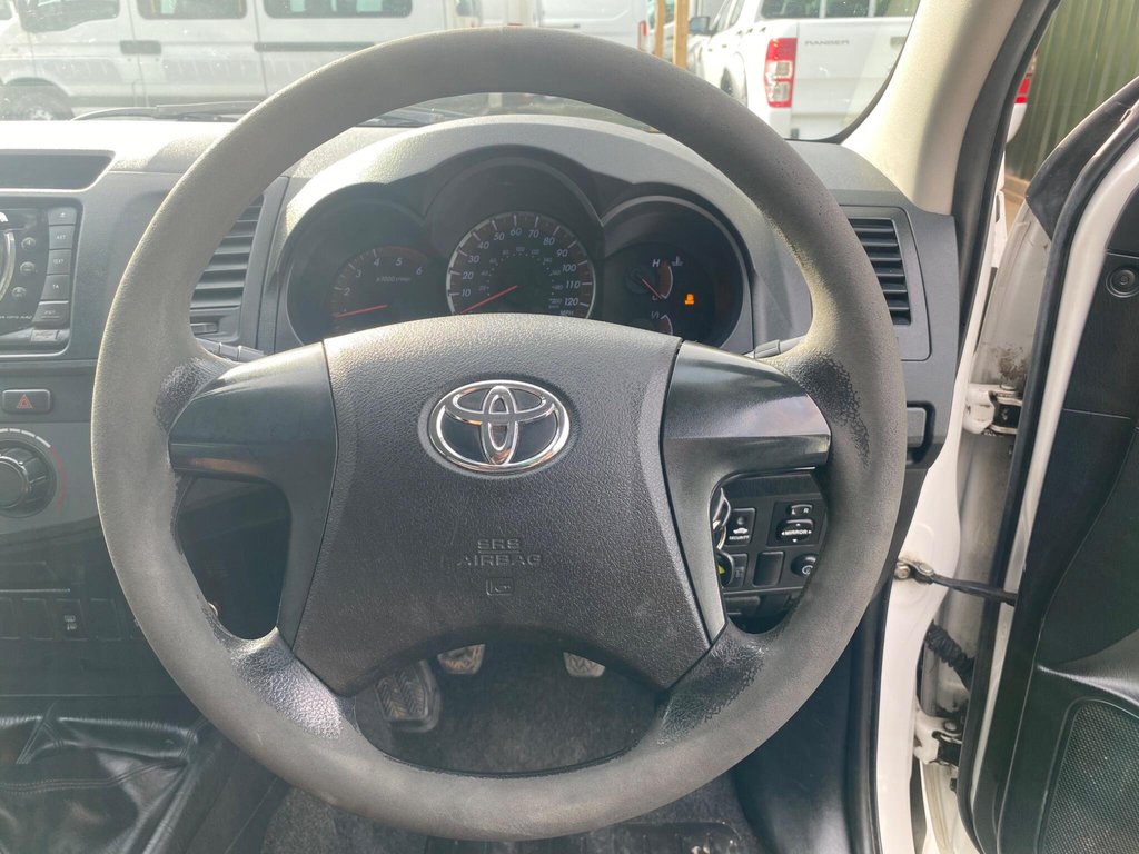 Used Toyota Hilux 2015 for sale - 76035137: Photo 30