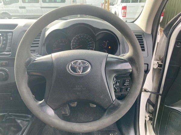 Used Toyota Hilux 2015 for sale - 76035137: Photo 31