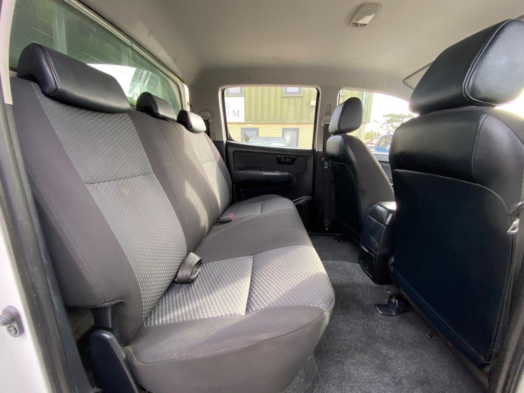 Used Toyota Hilux 2015 for sale - 76035137: Photo 37