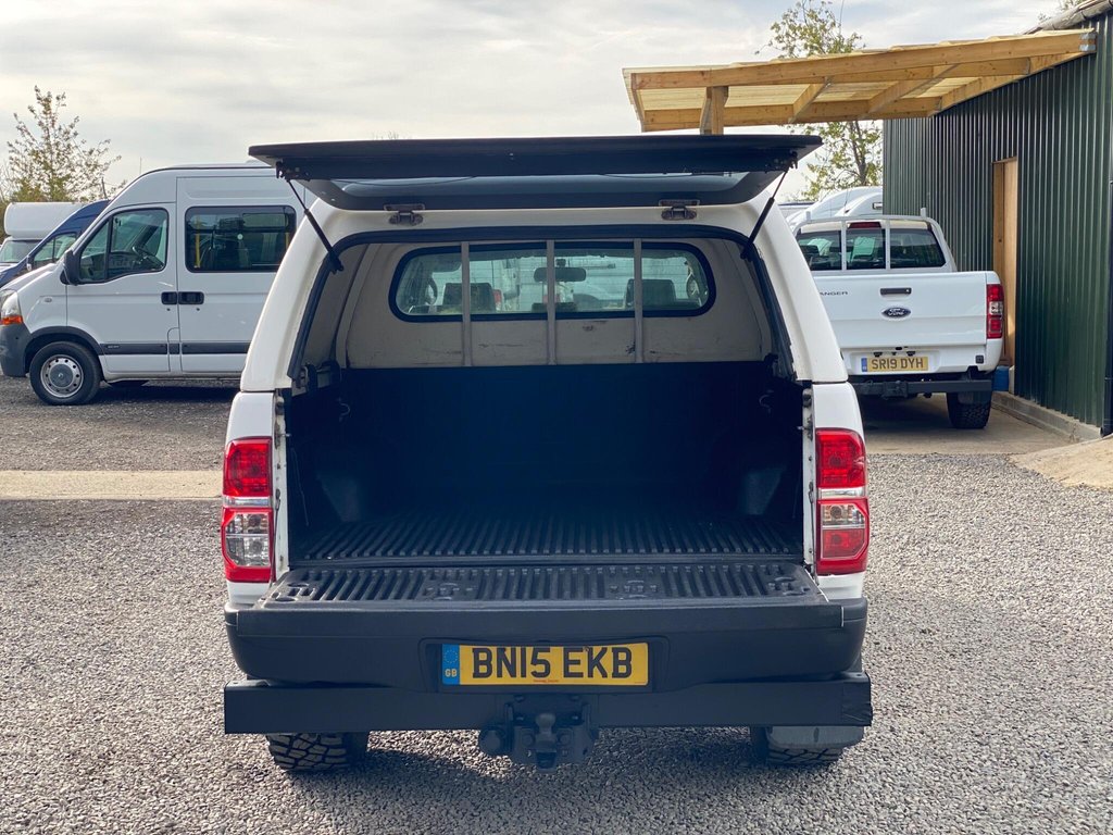 Used Toyota Hilux 2015 for sale - 76035137: Photo 39