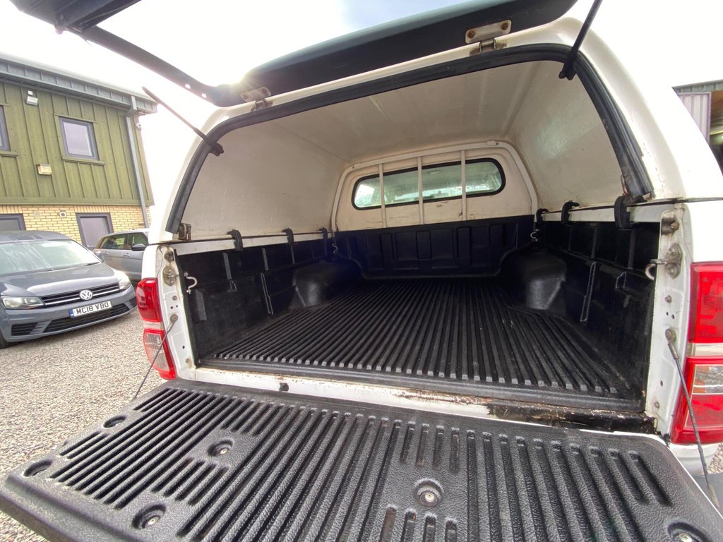 Used Toyota Hilux 2015 for sale - 76035137: Photo 41