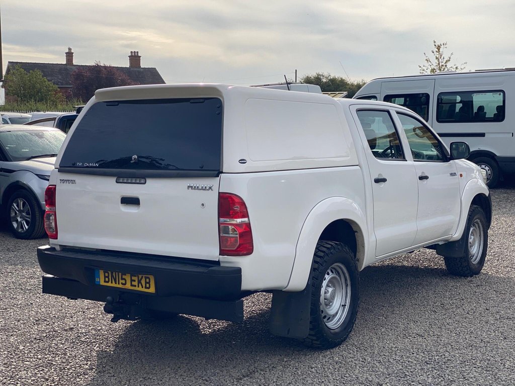 Used Toyota Hilux 2015 for sale - 76035137: Photo 5