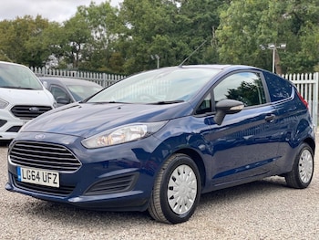 Used Ford Fiesta Van 2015 for sale - 76035123: Photo
