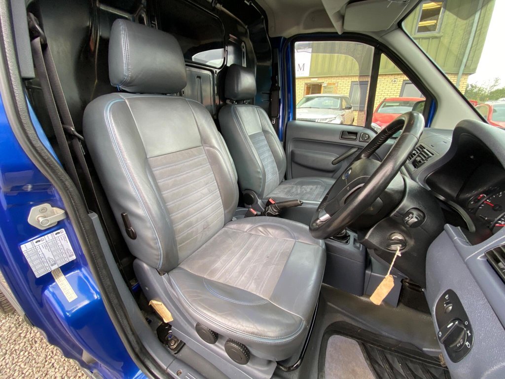 Used Ford Transit Connect 2009 for sale - 76210205: Photo 33