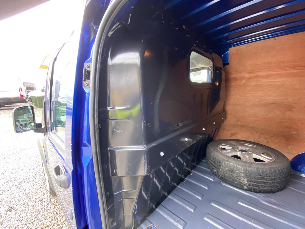 Used Ford Transit Connect 2009 for sale - 76210205: Photo 48