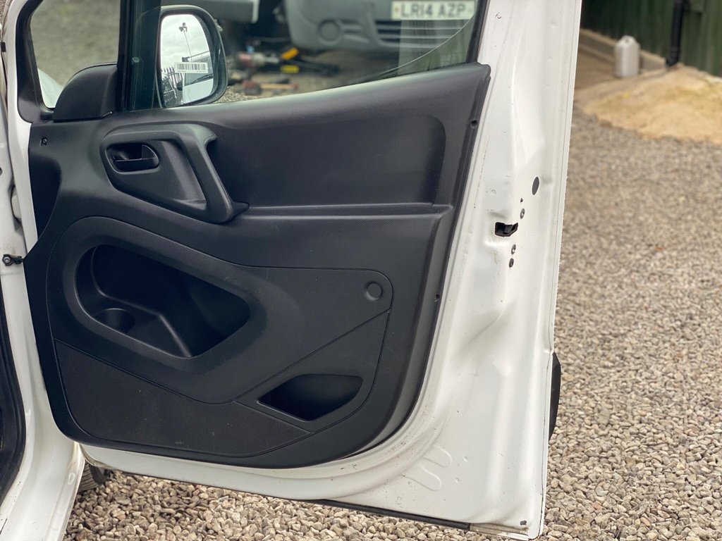 Used Citroen Berlingo 2013 for sale - 76470300: Photo 35