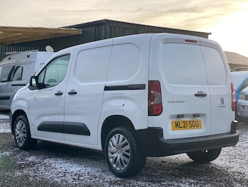 Used Peugeot Partner 2021 for sale - 77161476: Photo