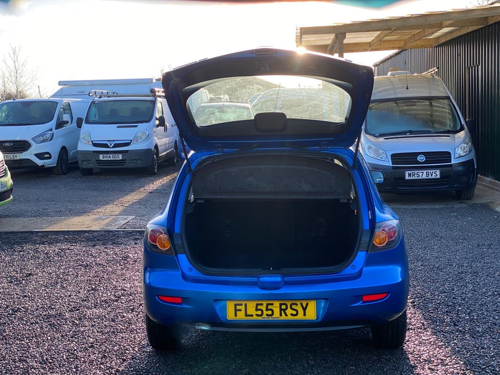 Used Mazda Mazda3 2005 for sale - 77056351: Photo 10