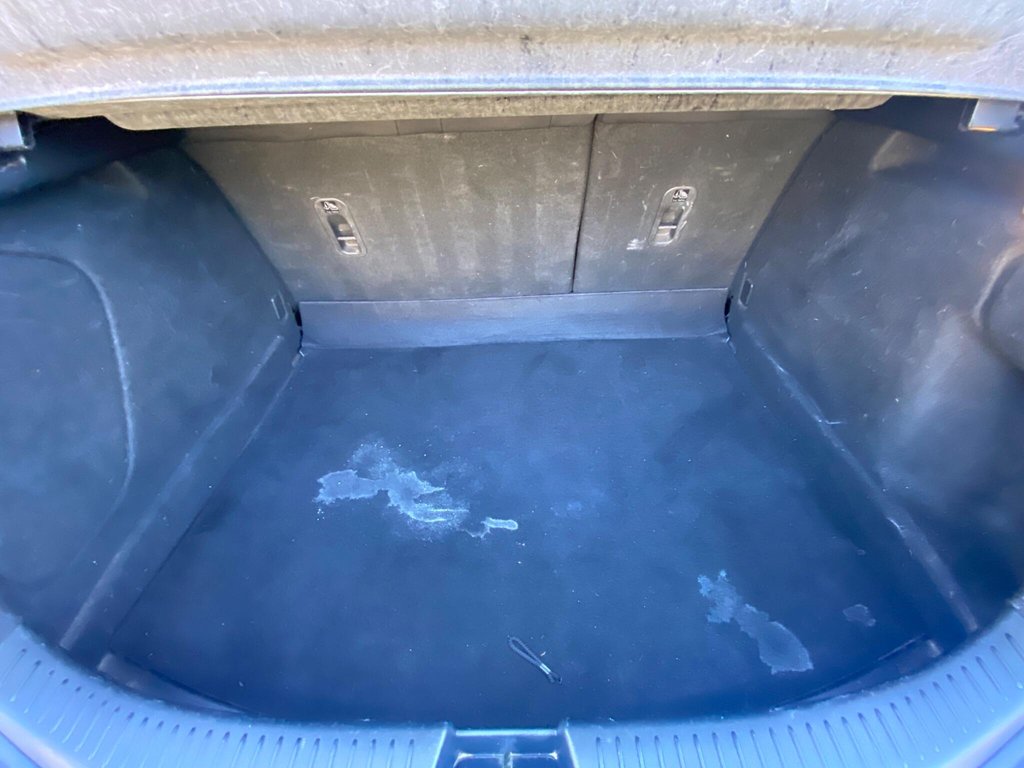 Used Mazda Mazda3 2005 for sale - 77056351: Photo 12