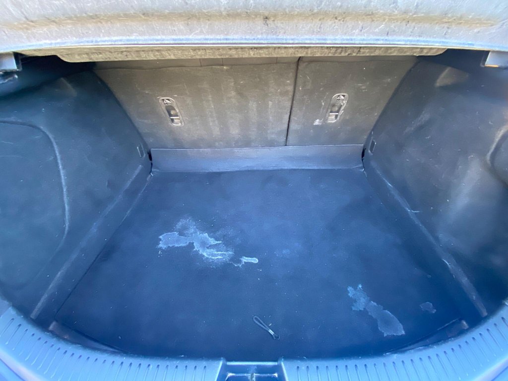 Used Mazda Mazda3 2005 for sale - 77056351: Photo 45