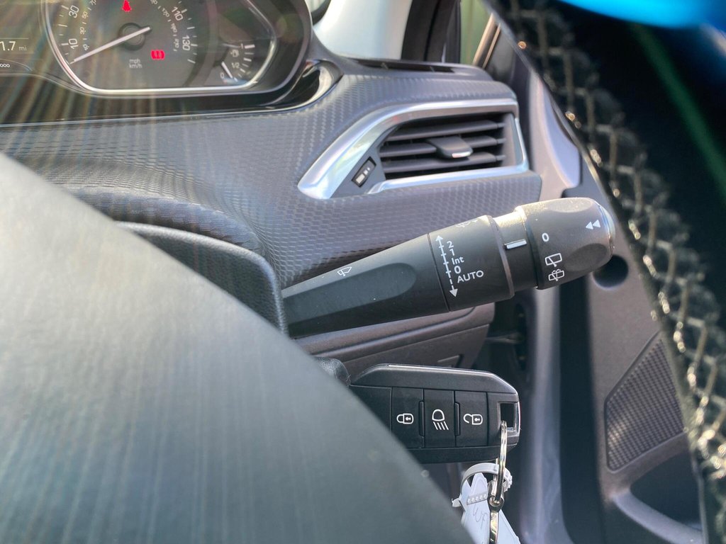 Used Peugeot 2008 2018 for sale - 77397289: Photo 38