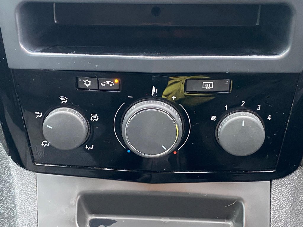 Used Vauxhall Zafira 2013 for sale - 77153745: Photo 35