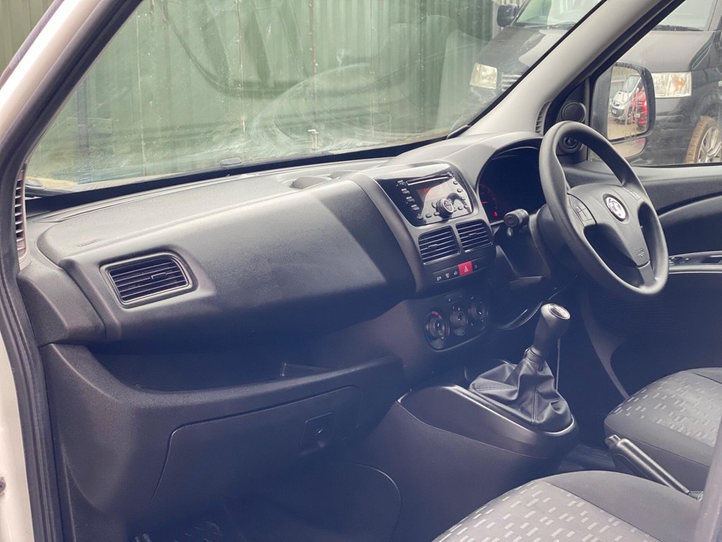 Used Vauxhall Combo 2018 for sale - 77755240: Photo 23