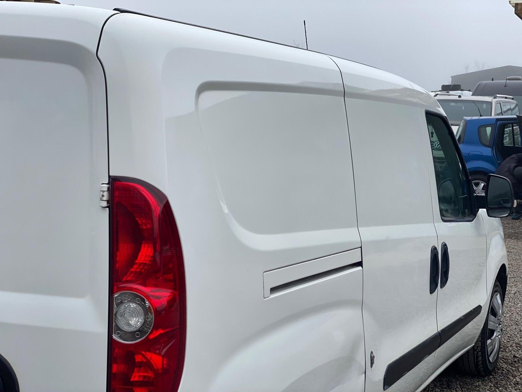 Used Vauxhall Combo 2018 for sale - 77755240: Photo 38