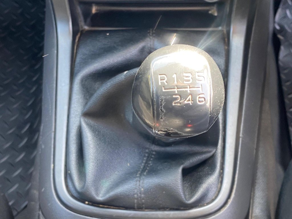 Used Isuzu D-Max 2017 for sale - 78172492: Photo 36