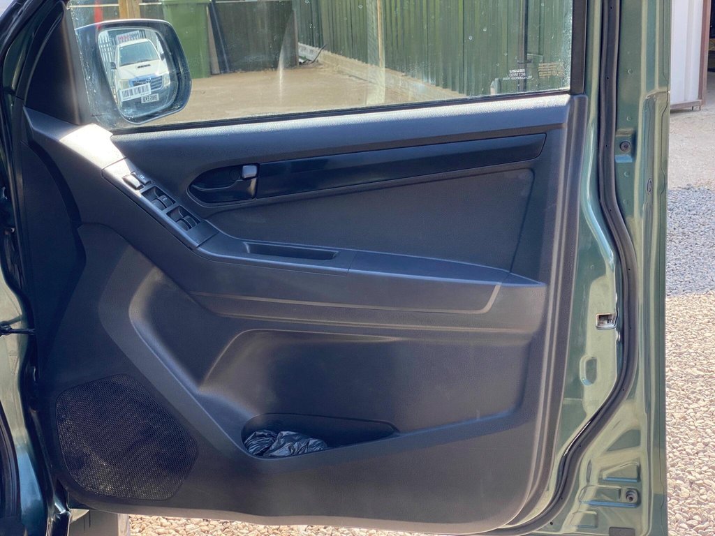 Used Isuzu D-Max 2017 for sale - 78172492: Photo 41